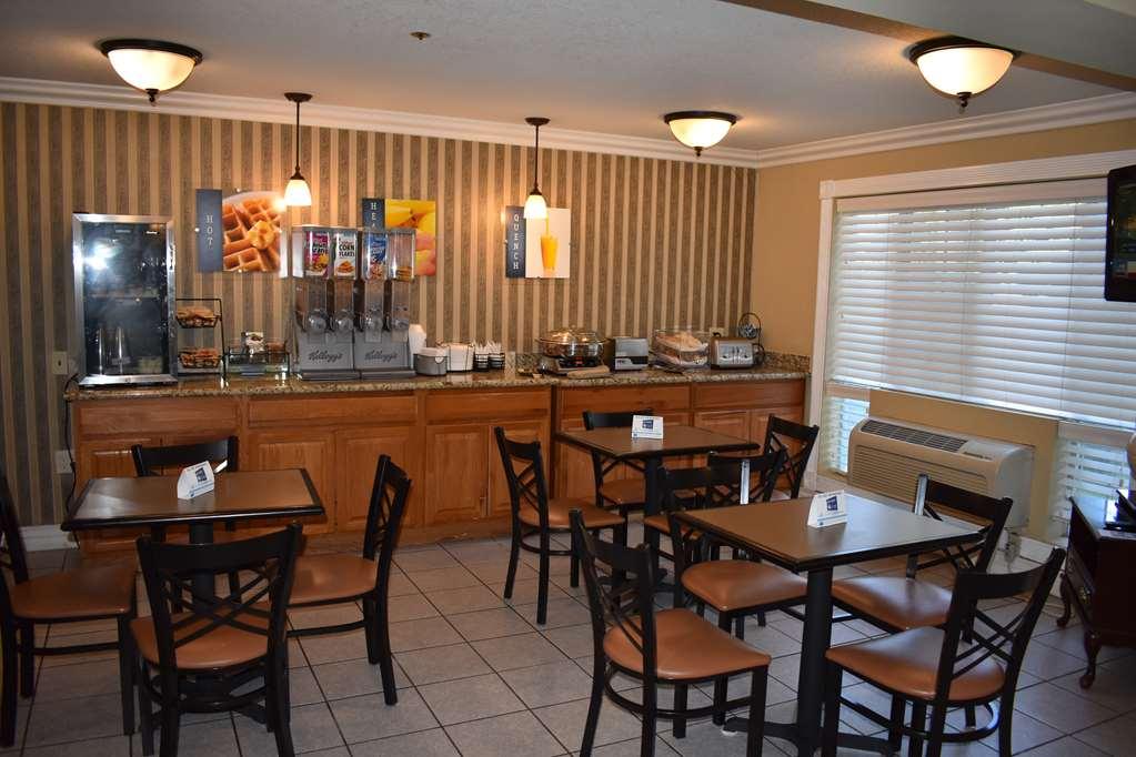 Best Western Colonial Inn Selma Exterior photo