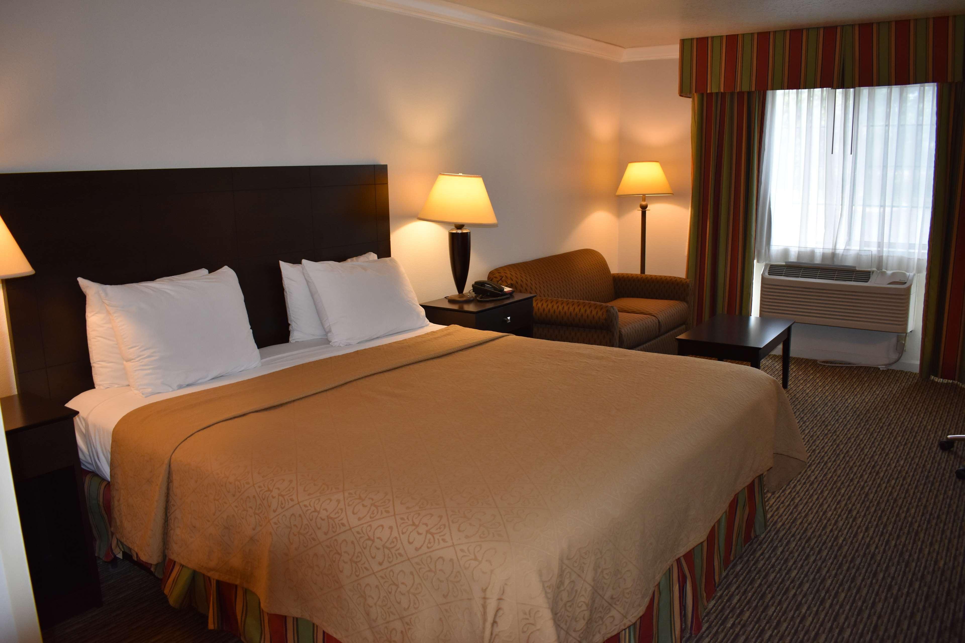Best Western Colonial Inn Selma Exterior photo