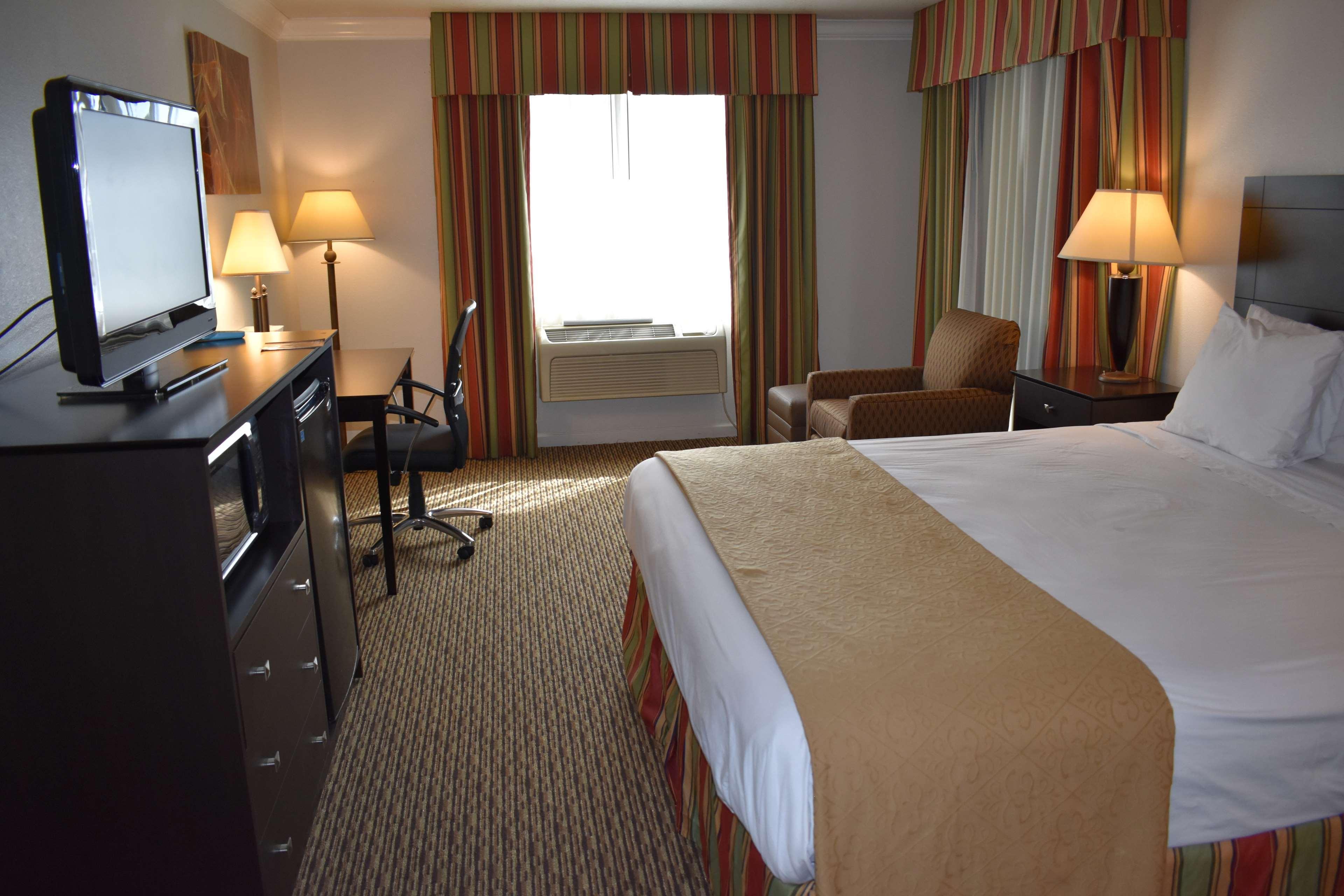 Best Western Colonial Inn Selma Exterior photo
