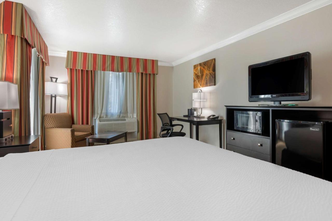 Best Western Colonial Inn Selma Exterior photo